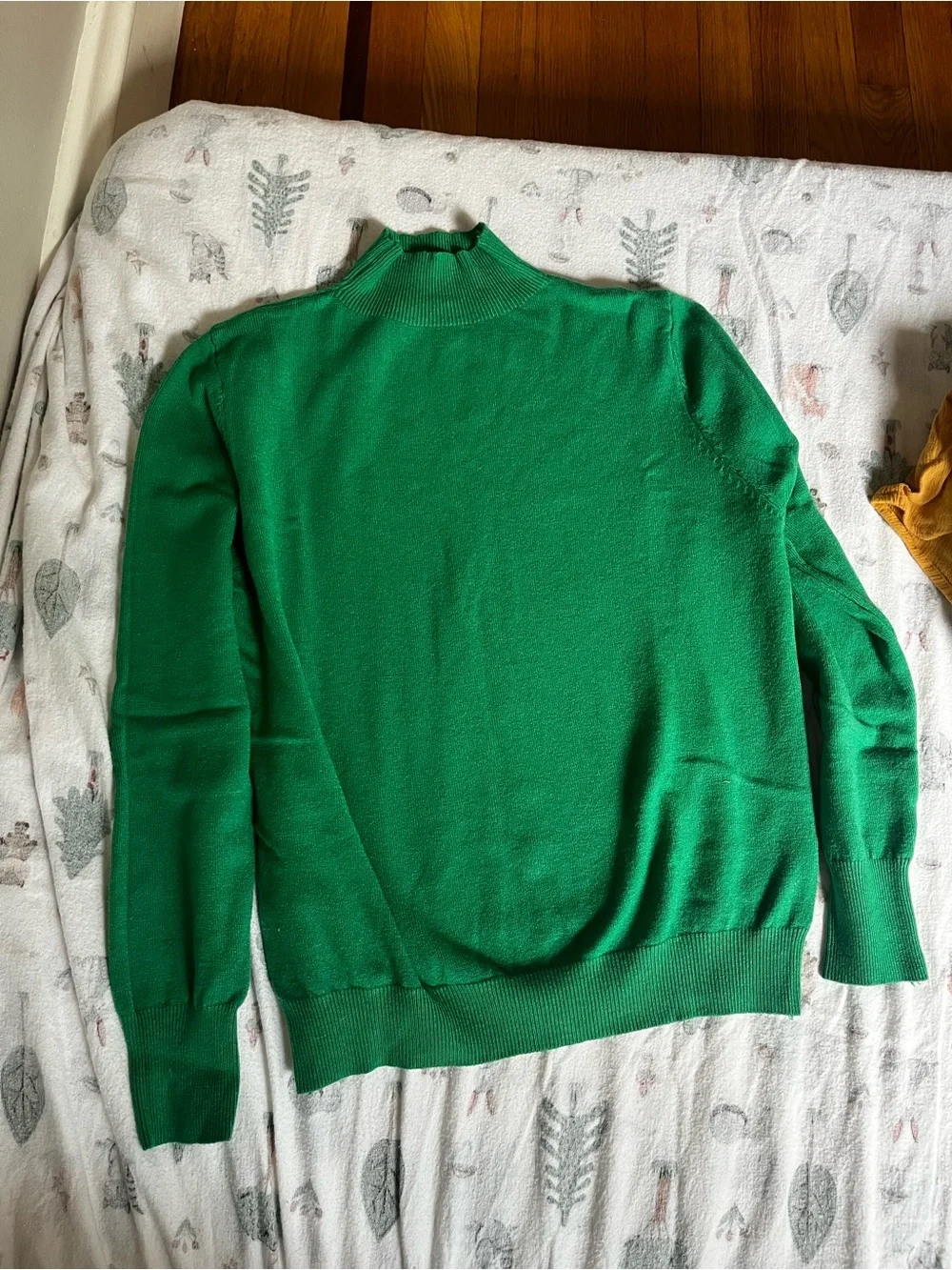 Green mockneck Sweater - Classic Knit